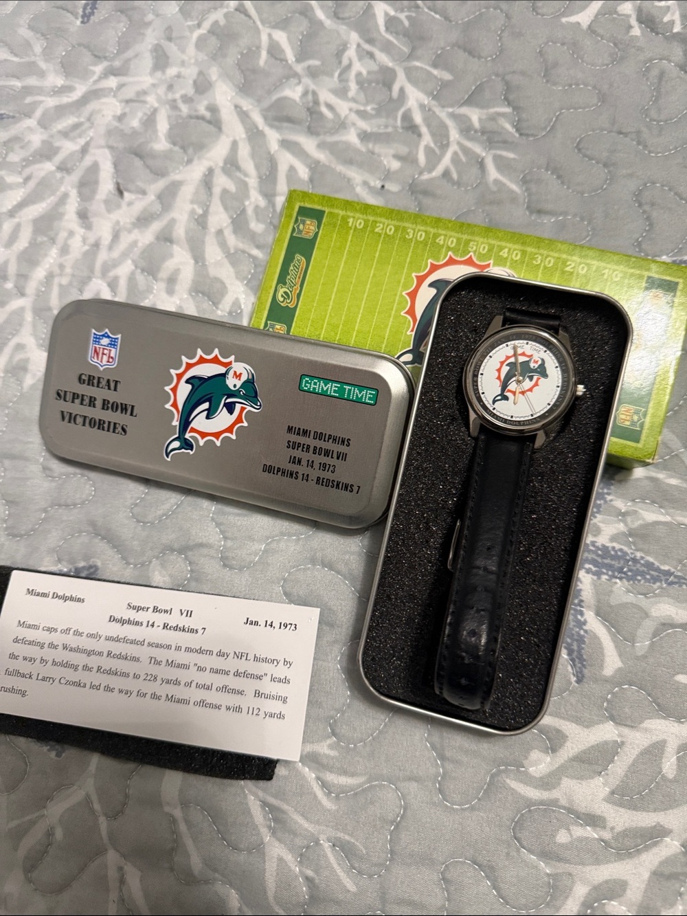 Miami Dolphins Collectible Tin Set - Teal & Orange